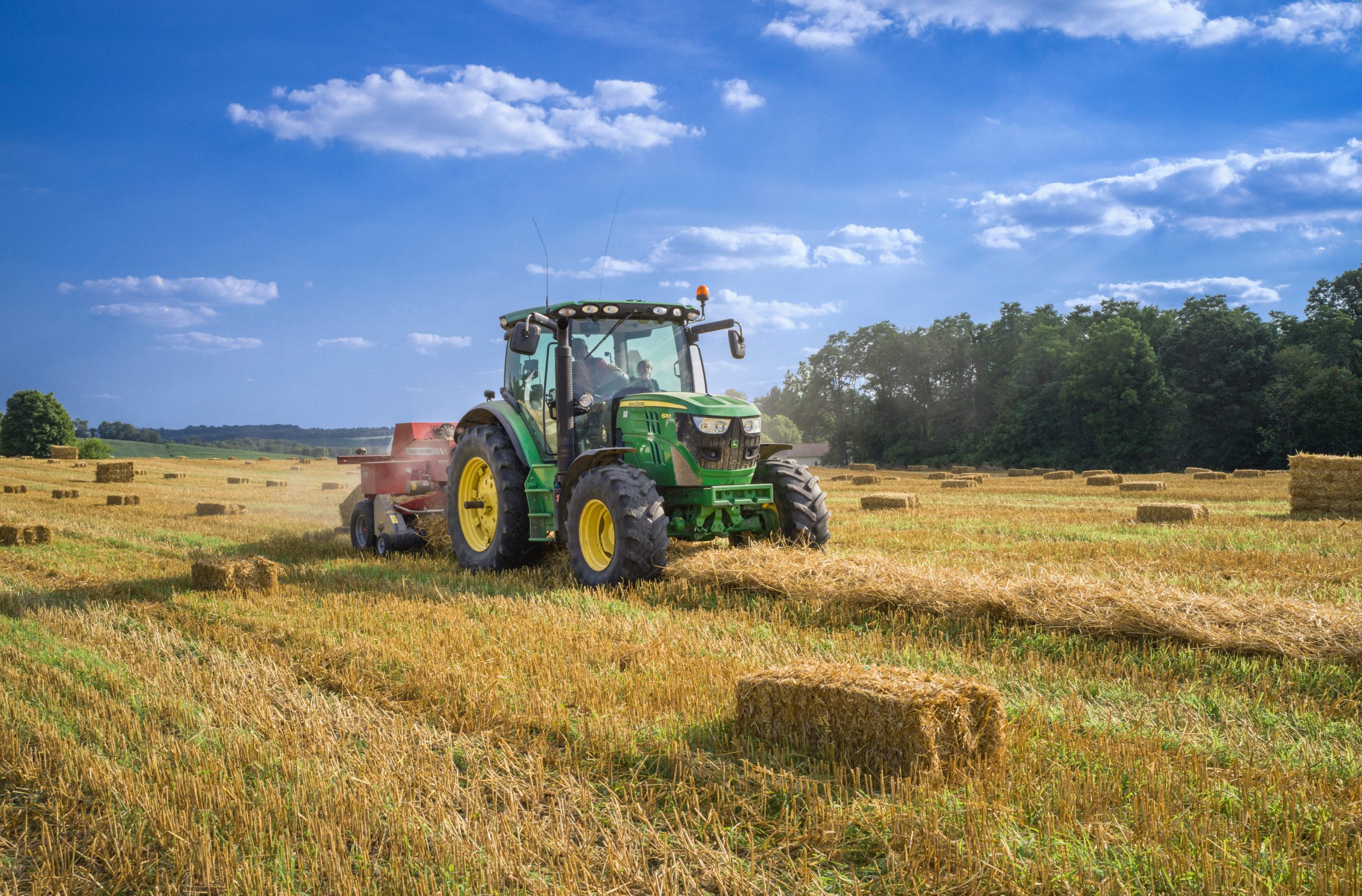 Tractor Beams Ahead: The Ingenious World of Modern Farming Machines